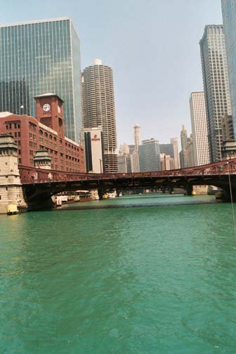 USA IL Chicago 2003JUN07 RiverTour 028